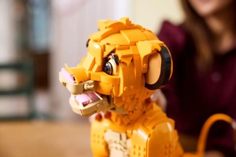 43247 - LEGO Disney - Król Lew - młody Simba