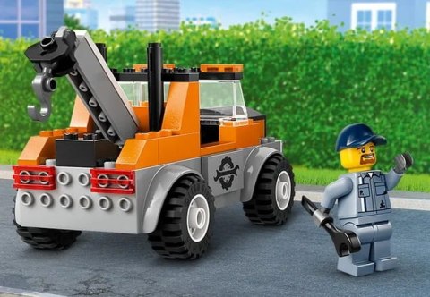 60435 - LEGO City - Samochód pomocy drogowej i naprawa sportowego auta