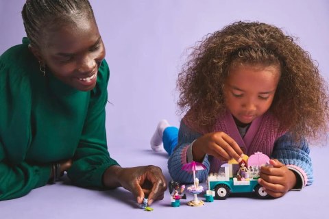 42644 - LEGO Friends - Furgonetka z lodami w mieście Heartlake