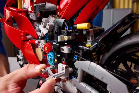42202 - LEGO Technic - Motocykl Ducati Panigale V4 S