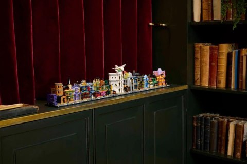 76444 - LEGO Harry Potter - Magiczne sklepy na Ulicy Pokątnej