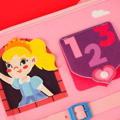 Tablica manipulacyjna sensoryczna montessori walizka plecak różowa Kik Sp. z o. o. Sp. k. Tablica manipulacyjna sensoryczna montessori walizka plecak różowa Kik Sp. z o. o. Sp. k.