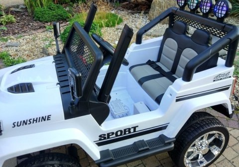 Auto na Akumulator S2388 Jeep Biały 4x45W Auto na Akumulator S2388 Jeep Biały 4x45W