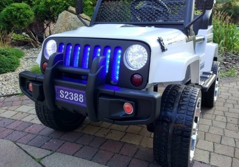 Auto na Akumulator S2388 Jeep Biały 4x45W Auto na Akumulator S2388 Jeep Biały 4x45W