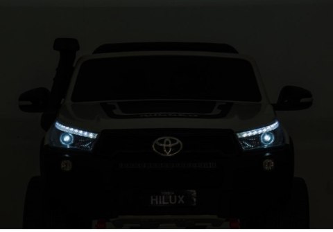 Auto na Akumulator Toyota Hilux Czarny Lakierowany Auto na Akumulator Toyota Hilux Czarny Lakierowany