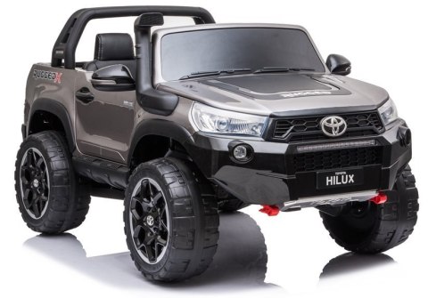 Auto na Akumulator Toyota Hilux Srebrny Lakierowany Auto na Akumulator Toyota Hilux Srebrny Lakierowany