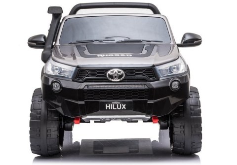 Auto na Akumulator Toyota Hilux Srebrny Lakierowany Auto na Akumulator Toyota Hilux Srebrny Lakierowany