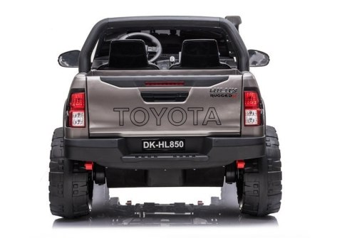 Auto na Akumulator Toyota Hilux Srebrny Lakierowany Auto na Akumulator Toyota Hilux Srebrny Lakierowany