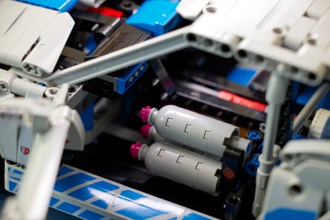42210 - LEGO Technic - Samochód Nissan Skyline GT-R (R34) z filmu Za szybcy, za wściekli
