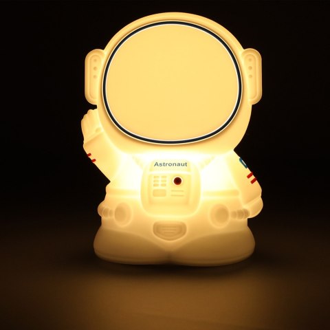 Lampka nocna dla dzieci silikonowa 8 LED USB biała astronauta Lampka nocna dla dzieci silikonowa 8 LED USB biała astronauta